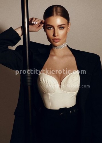 Лаура, Г. Павловская